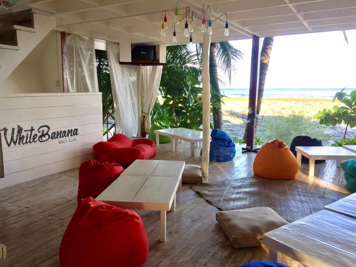 White Banana Beach Club General Luna  Ngoại thất bức ảnh