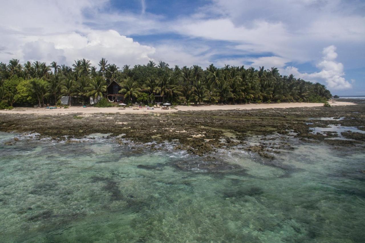White Banana Beach Club General Luna  Ngoại thất bức ảnh