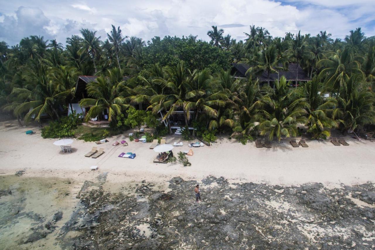 White Banana Beach Club General Luna  Ngoại thất bức ảnh